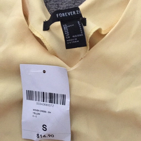 Yellow summer dress never worn - Picture 2 of 3